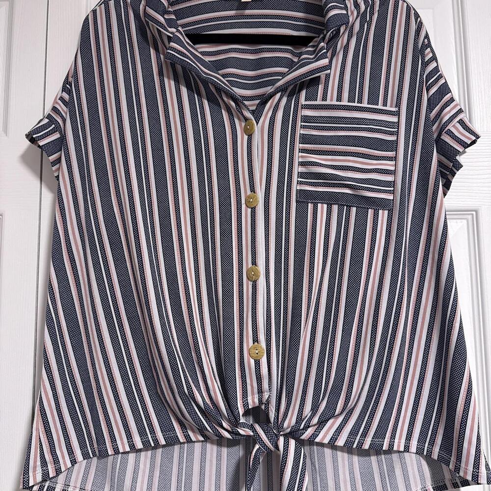 Faith and Joy by Monteau blue, pink, and white vertical striped button-up blouse